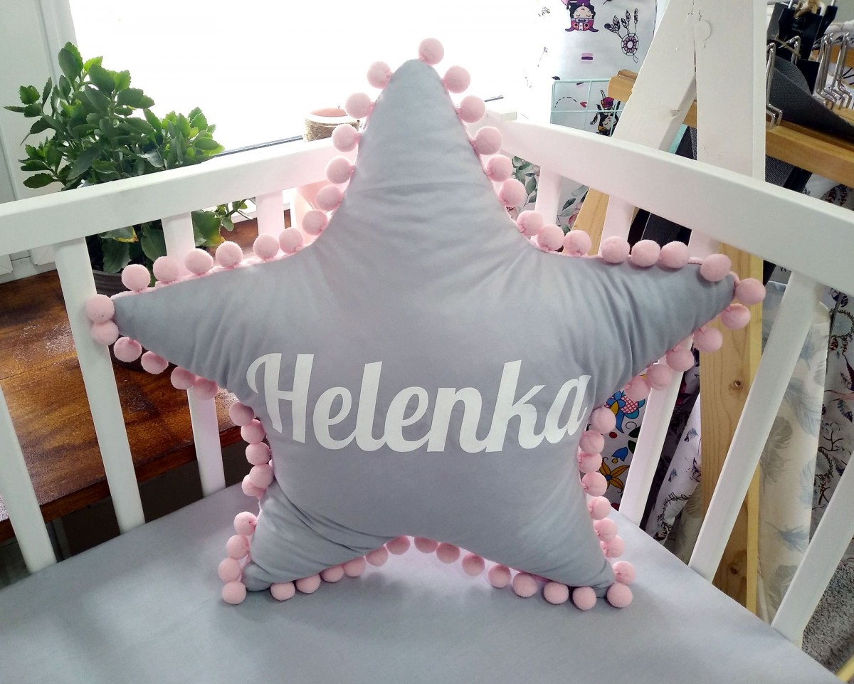 Poduszka z imieniem Helenka w kształcie gwiazdki